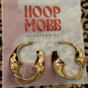 Hoop Mobb Gold Hoop Earrings